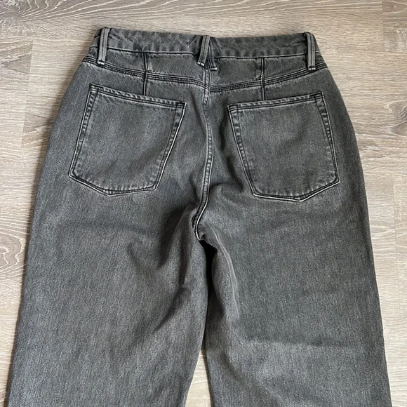GOOD AMERICAN 90s Loose Baggy Straight Leg Jeans In Faded Black - Picture 11 of 13